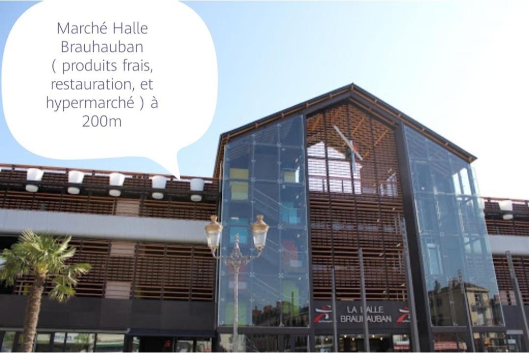 تارْب L'Appartement 7 - Centre Ville-Parking-Tv-Wifi المظهر الخارجي الصورة