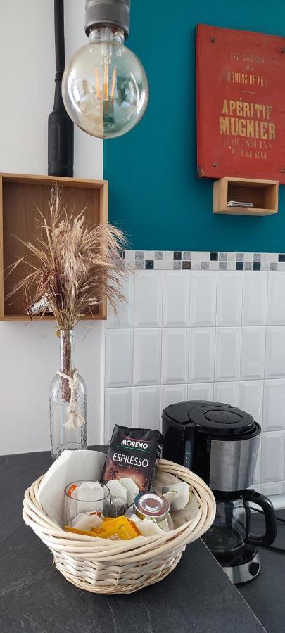 تارْب L'Appartement 7 - Centre Ville-Parking-Tv-Wifi المظهر الخارجي الصورة