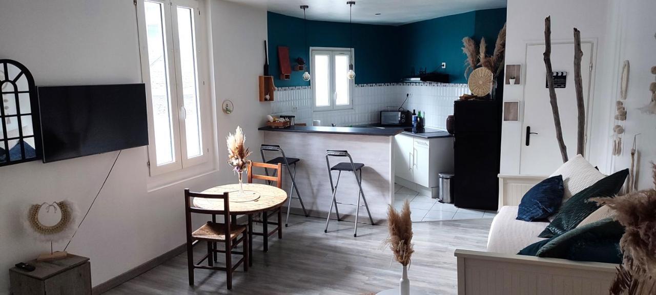 تارْب L'Appartement 7 - Centre Ville-Parking-Tv-Wifi المظهر الخارجي الصورة