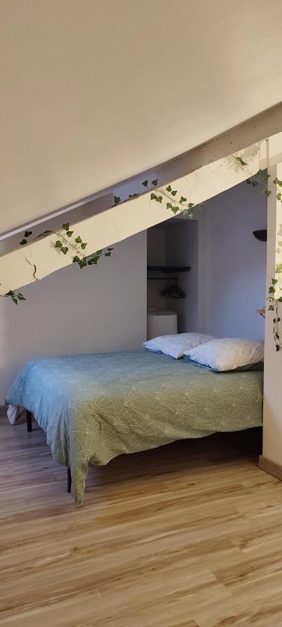 تارْب L'Appartement 7 - Centre Ville-Parking-Tv-Wifi المظهر الخارجي الصورة